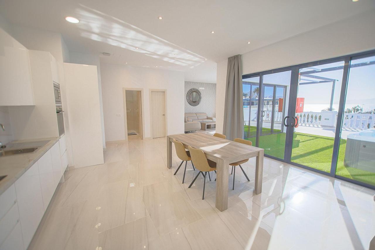 Atlantico Plaza Suite 6A - 2 Beds - 2 Baths プエルト・デル・カルメン エクステリア 写真